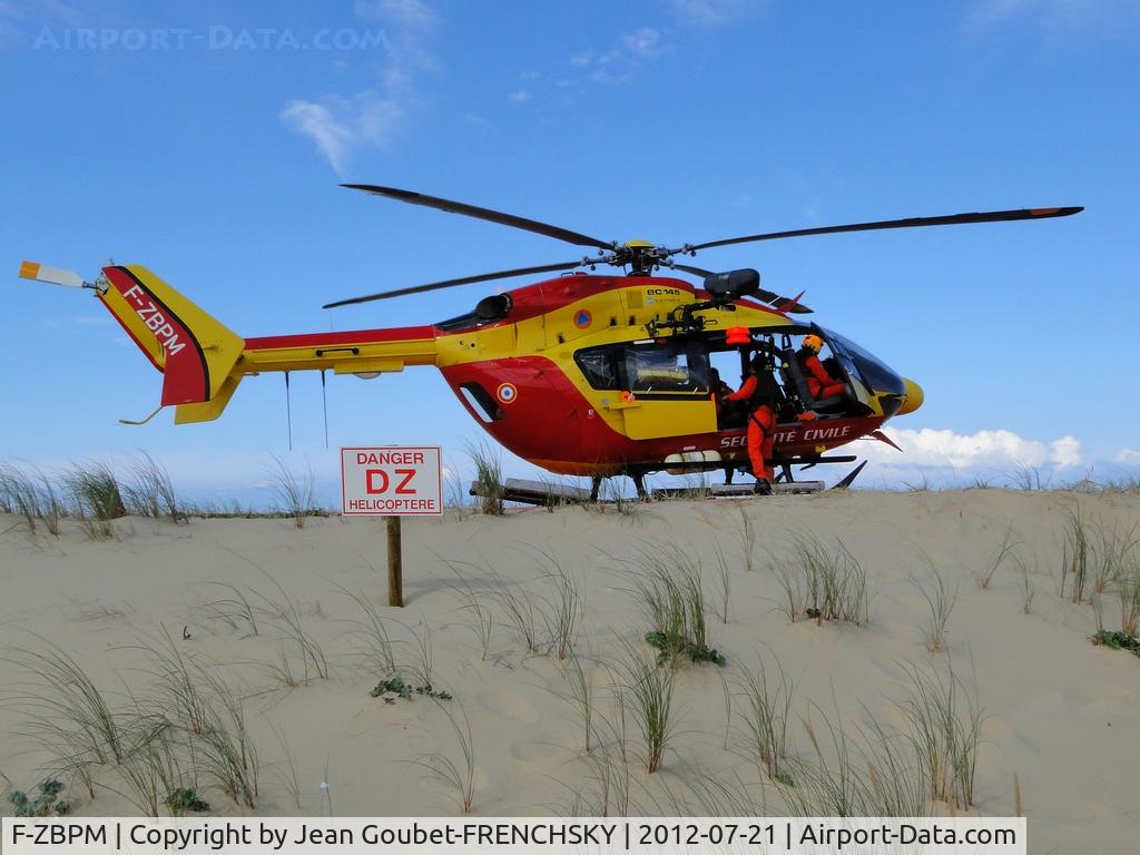 F-ZBPM, Eurocopter-Kawasaki EC-145 (BK-117C-2) C/N 9022, DRAGON 33 Grand Crohot beach, Cap Ferret