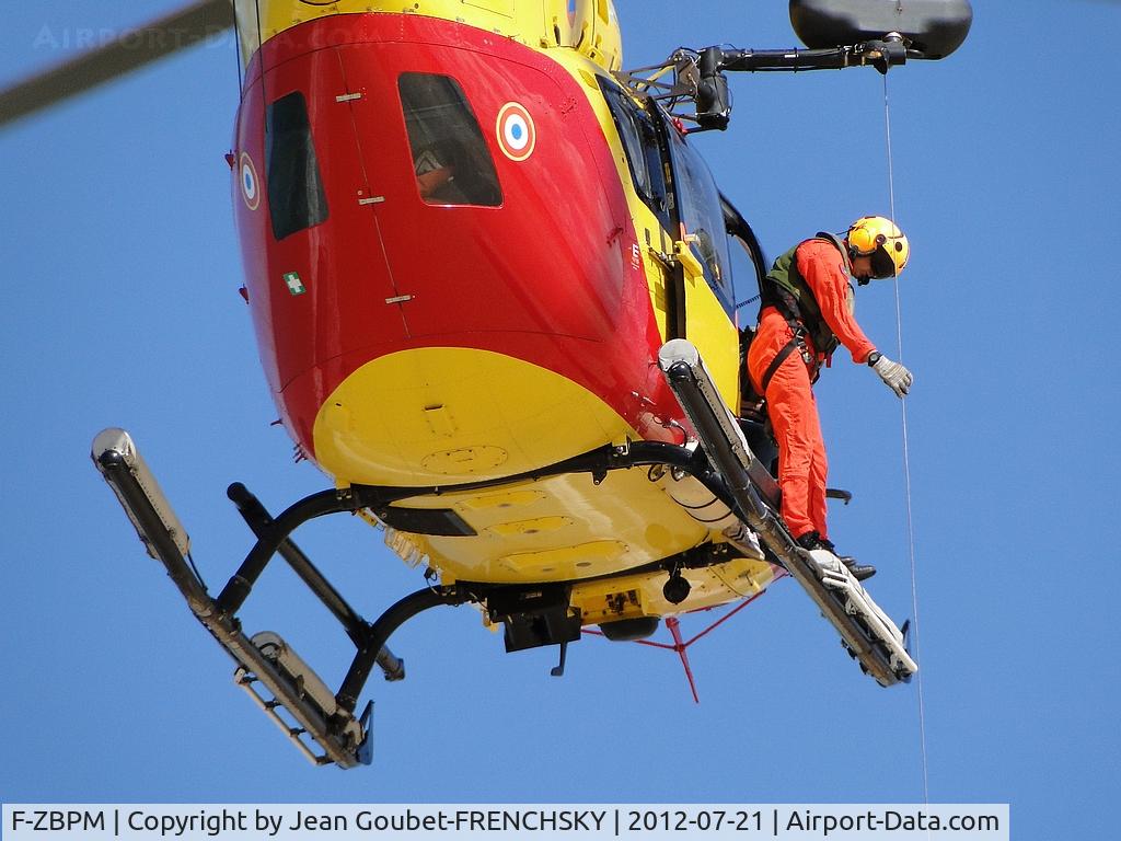 F-ZBPM, Eurocopter-Kawasaki EC-145 (BK-117C-2) C/N 9022, DRAGON 33 Grand Crohot beach, Cap Ferret