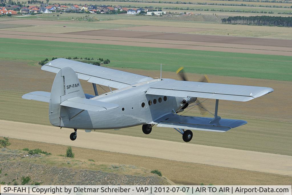 SP-FAH, Antonov An-2 C/N 1G233-22, Classic Wings Antonov 2