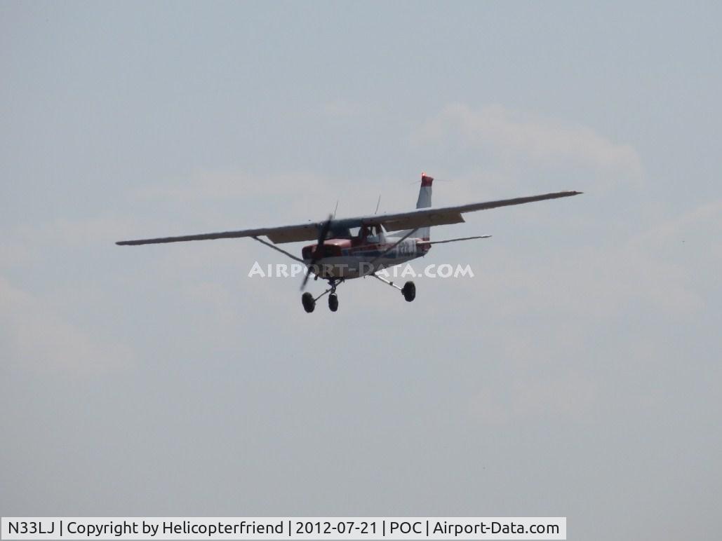 N33LJ, 1978 Cessna 152 C/N 15282023, On final for 26L