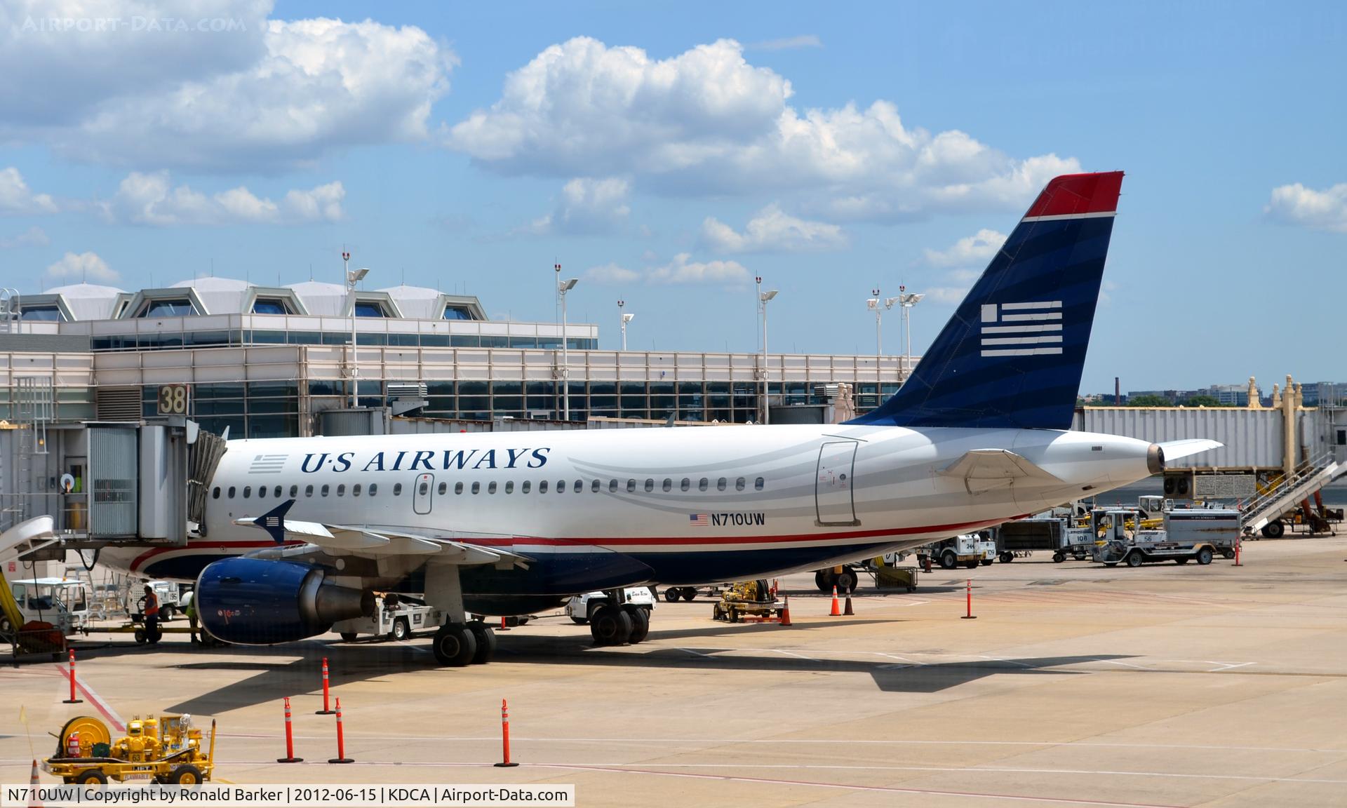 N710UW, 1999 Airbus A319-112 C/N 1019, DCA, VA