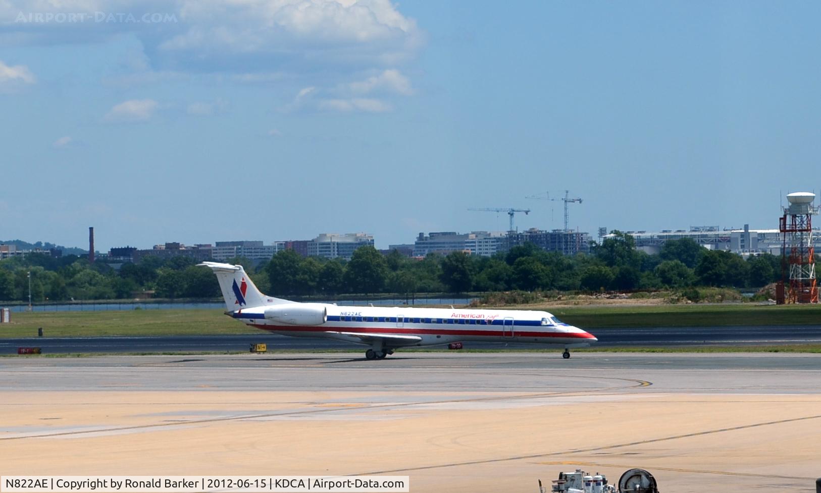 N822AE, 2002 Embraer ERJ-140LR (EMB-135KL) C/N 145581, Taxi DCA, VA