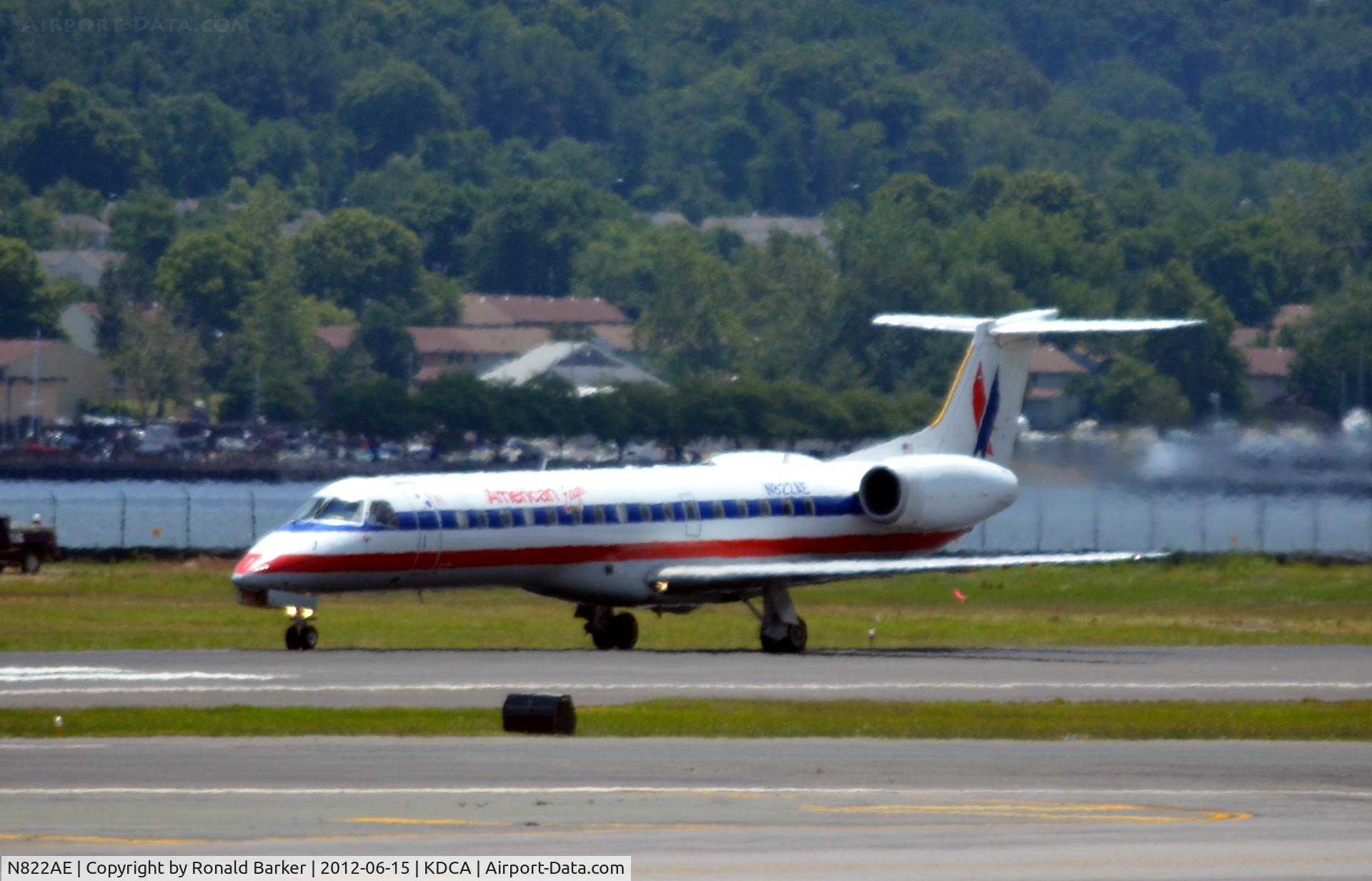 N822AE, 2002 Embraer ERJ-140LR (EMB-135KL) C/N 145581, Takeoff DCA