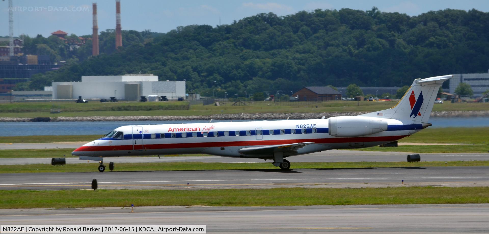 N822AE, 2002 Embraer ERJ-140LR (EMB-135KL) C/N 145581, Takeoff DCA