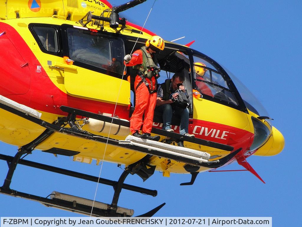 F-ZBPM, Eurocopter-Kawasaki EC-145 (BK-117C-2) C/N 9022, DRAGON 33 Grand Crohot beach, Cap Ferret
