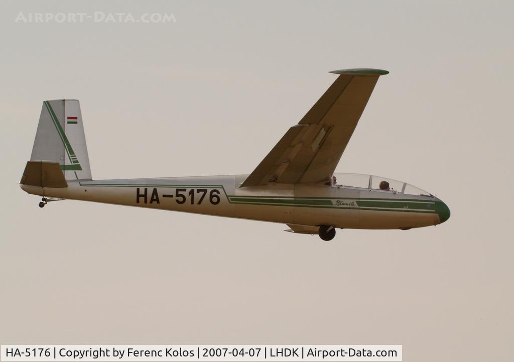 HA-5176, 1980 Let L-13 Blanik C/N 027360, Dunakeszi