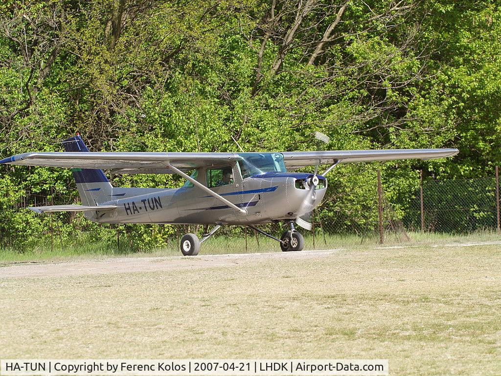 HA-TUN, 1976 Cessna 150M C/N 15078359, Dunakeszi
