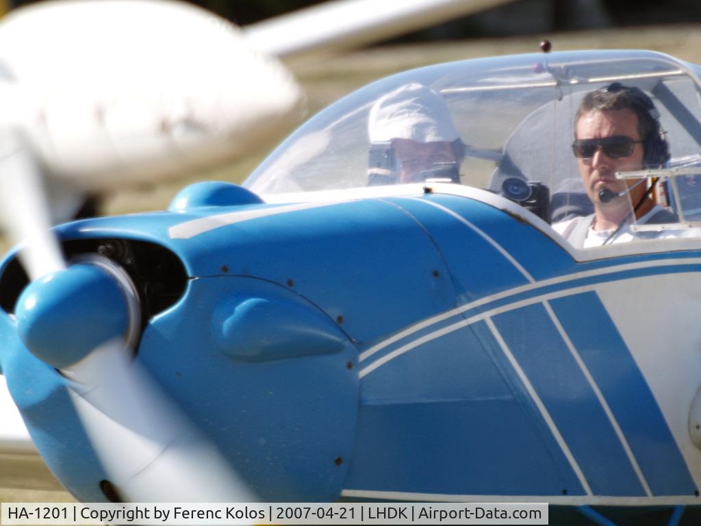HA-1201, 2000 Scheibe SF-25C Falke C/N 4205, Dunakeszi