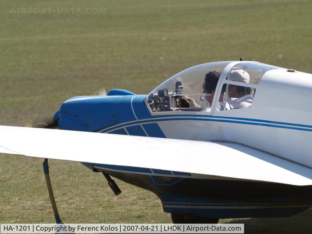 HA-1201, 2000 Scheibe SF-25C Falke C/N 4205, Dunakeszi