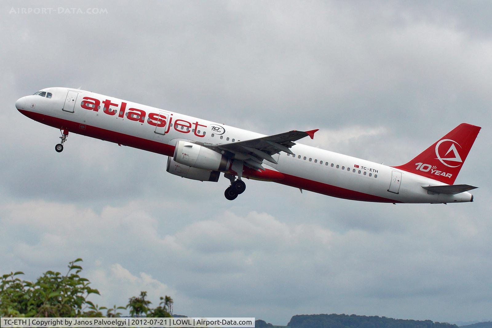 TC-ETH, 1999 Airbus A321-231 C/N 968, AtlasJet Airbus A321-231 take off in LOWL/LNZ