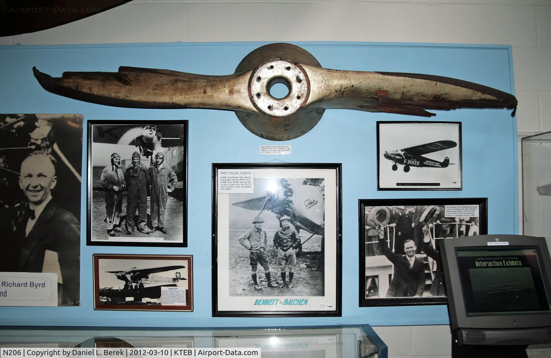 N206, 1927 Fokker C-2 (VII) C/N 0000, This is one of three propellers of the Fokker Trimotor 