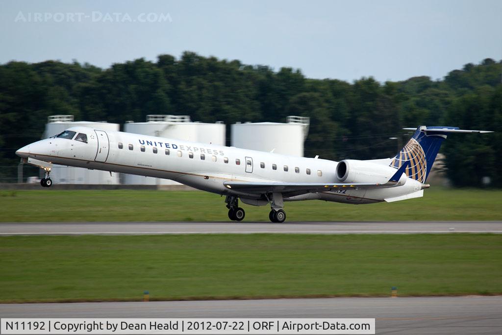 N11192, 2005 Embraer ERJ-145XR (EMB-145XR) C/N 14500936, United Express (ExpressJet Airlines) N11192 (FLT ASQ5995) departing RWY 5 en route to Chicago O'Hare Int'l (KORD).
