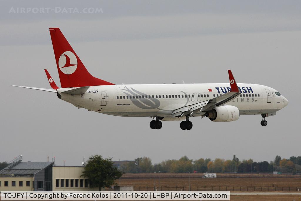 TC-JFY, 2000 Boeing 737-8F2 C/N 29783/497, Ferihegy