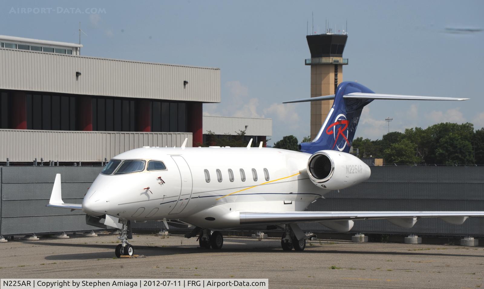 N225AR, 2007 Bombardier Challenger 300 (BD-100-1A10) C/N 20166, Atlantic