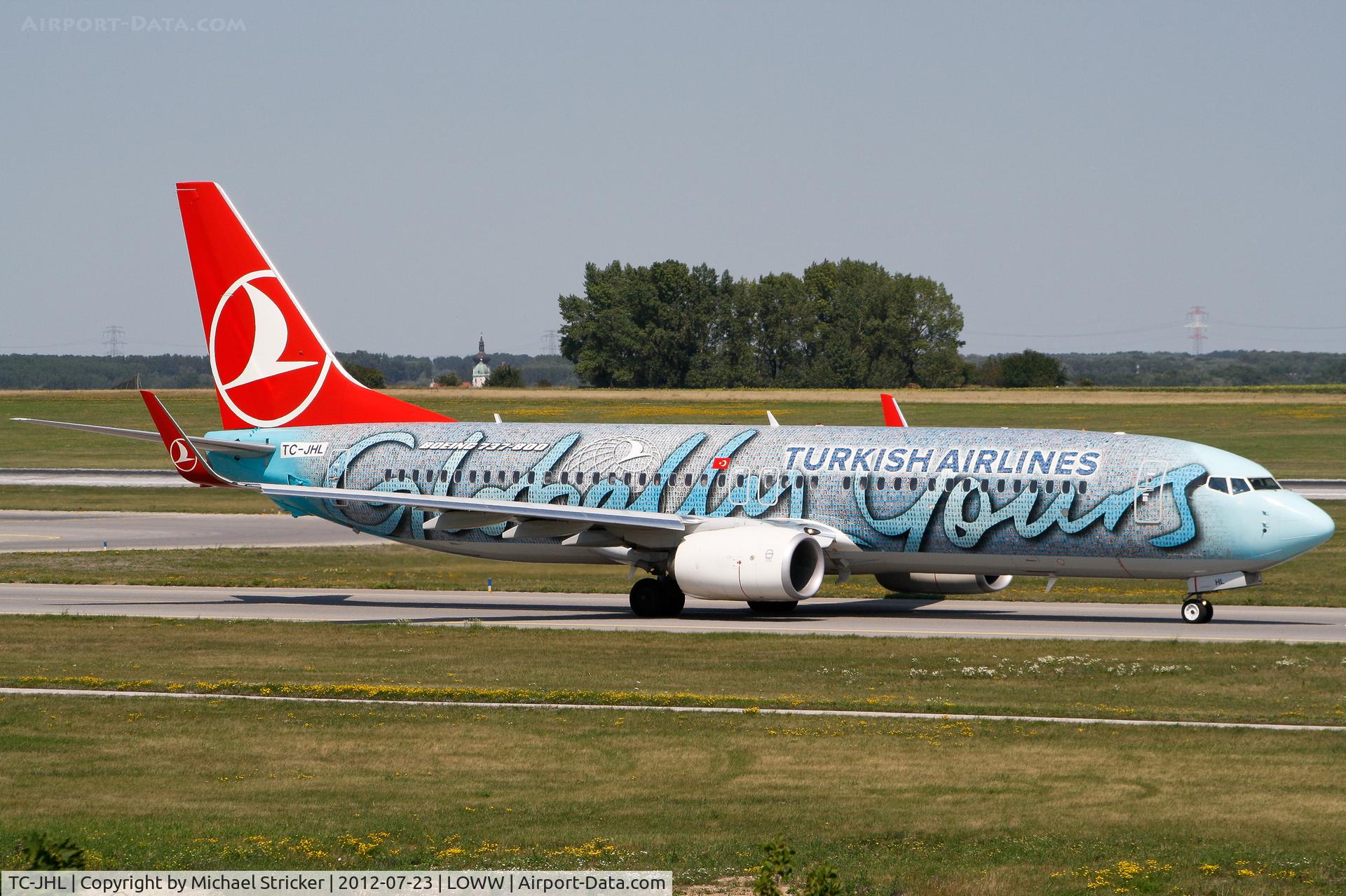 TC-JHL, 2011 Boeing 737-8F2 C/N 40976, Boeing 737-800