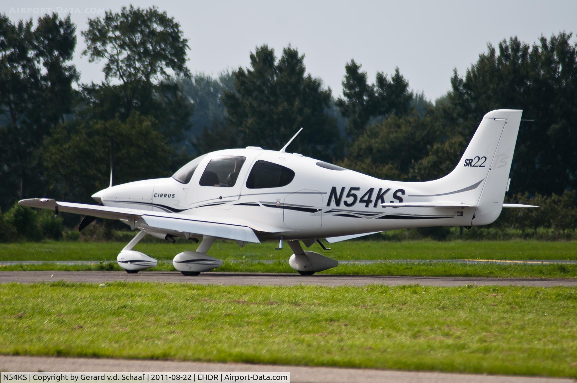 N54KS, Cirrus SR22 C/N 1610, N54KS visiting EHDR (Drachten, NL) at 22-08-2011