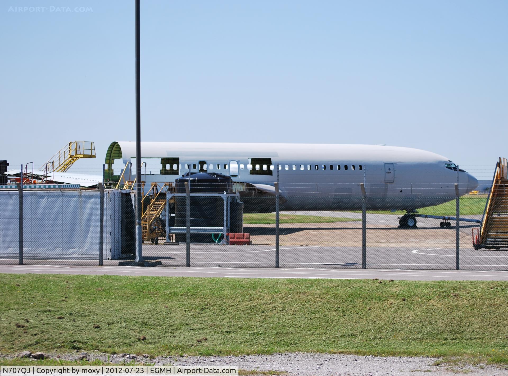 N707QJ, 1976 Boeing 707-368C C/N 21261, What's left of this B707 at Manston.
