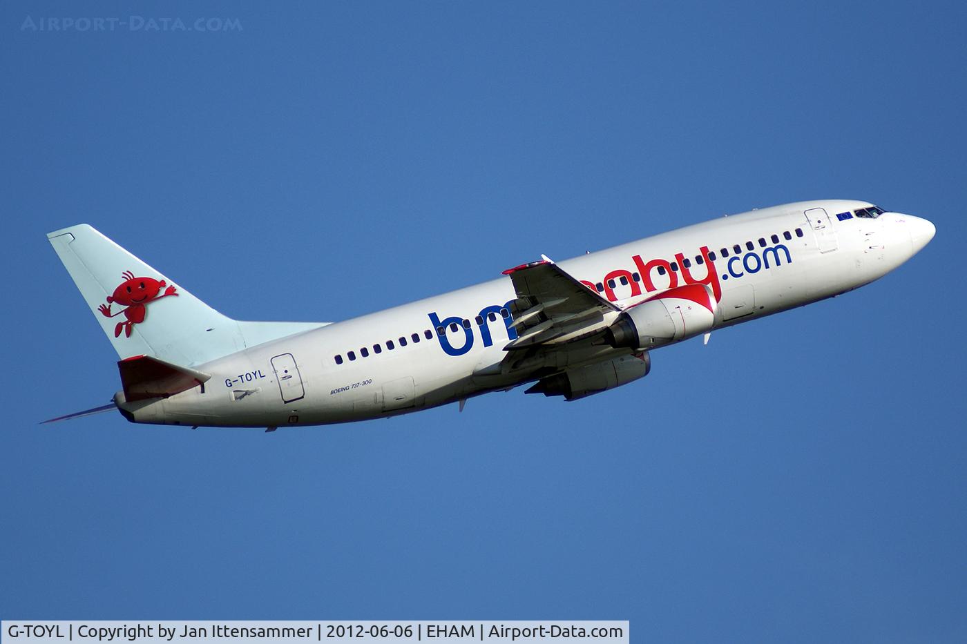 G-TOYL, 1999 Boeing 737-36N C/N 28594, G-TOYL @ EHAM