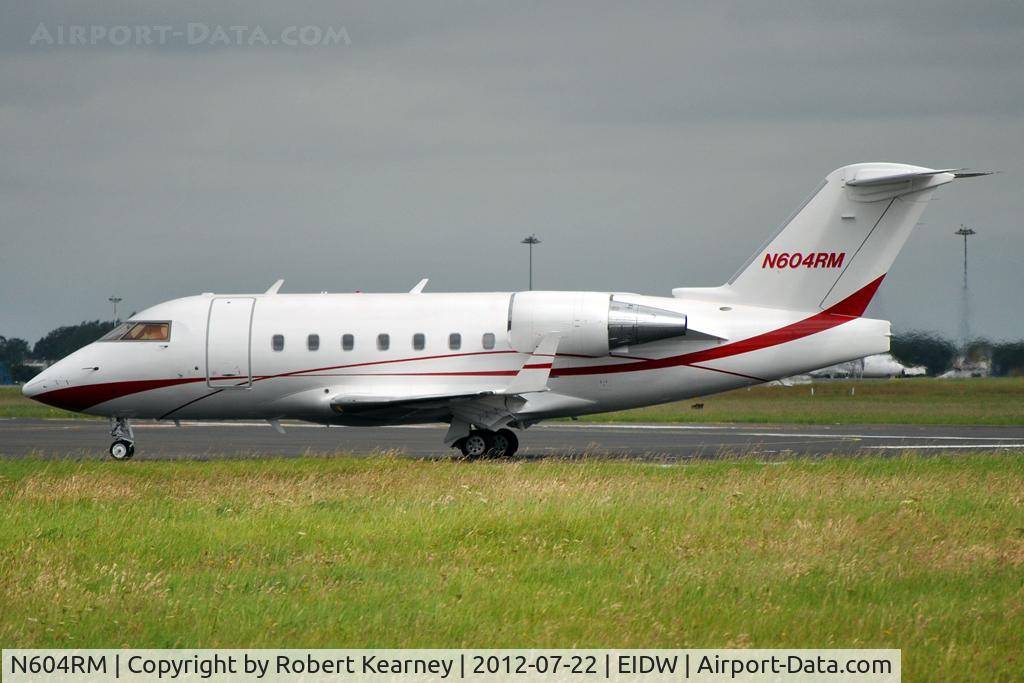 N604RM, 2000 Bombardier Challenger 604 (CL-600-2B16) C/N 5441, Lining up r/w 28