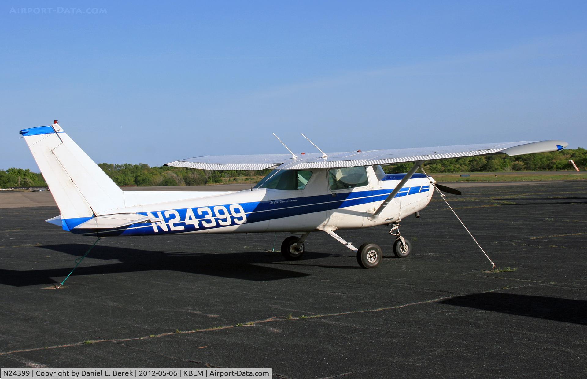 N24399, 1977 Cessna 152 C/N 15280252, Beautiful little trainer with a catchy name at Monmouth Executive Airport.