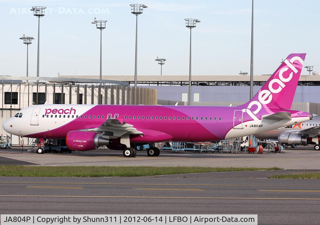 JA804P, 2012 Airbus A320-214 C/N 5166, Waiting his delivery...