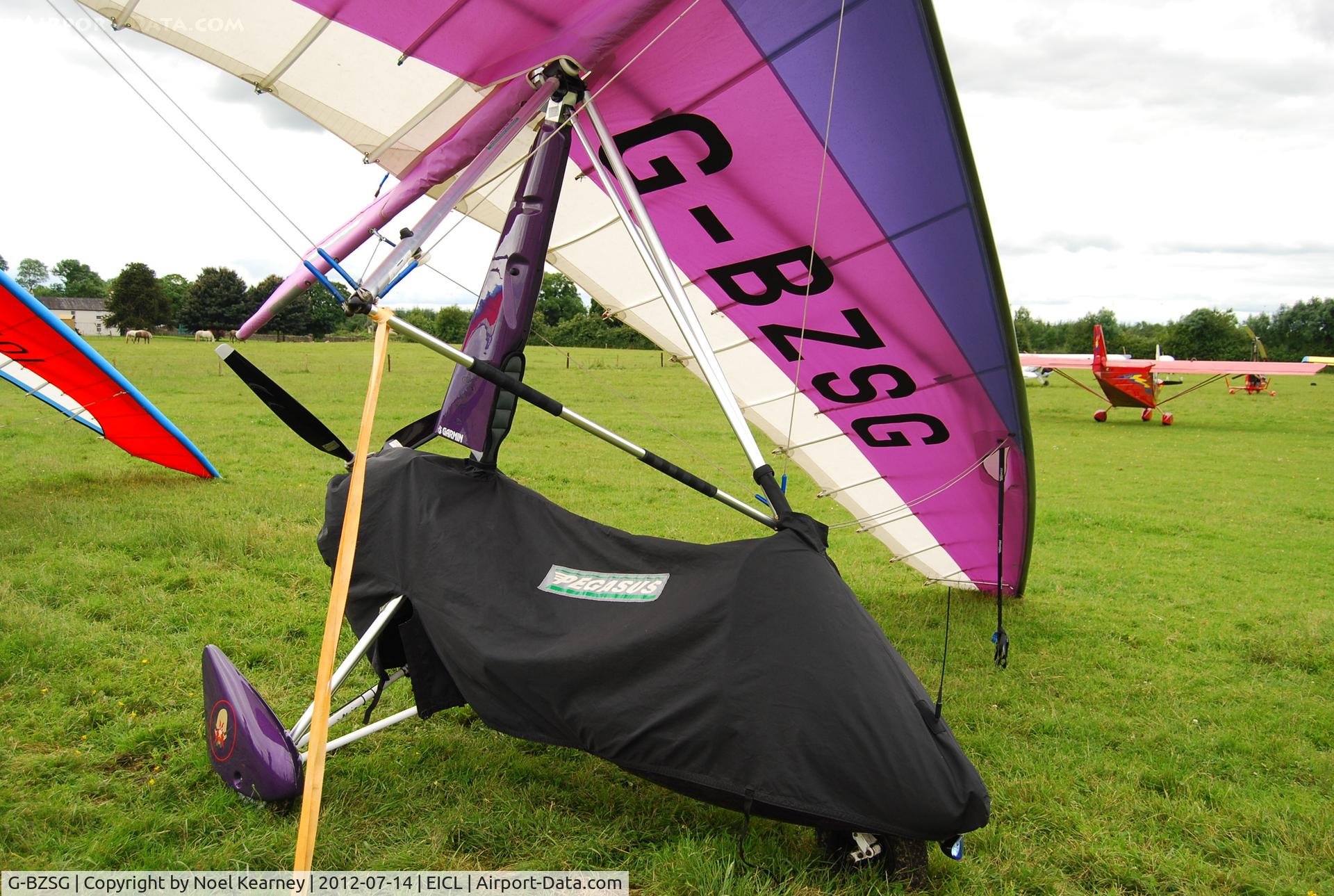 G-BZSG, 2001 Pegasus Quantum 15-912 C/N 7766, On display at the Clonbullogue Fly-in July 2012