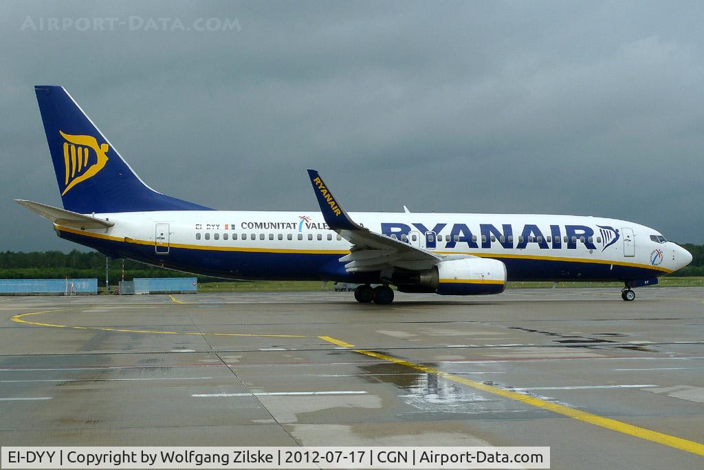 EI-DYY, 2008 Boeing 737-8AS C/N 37521, visitor