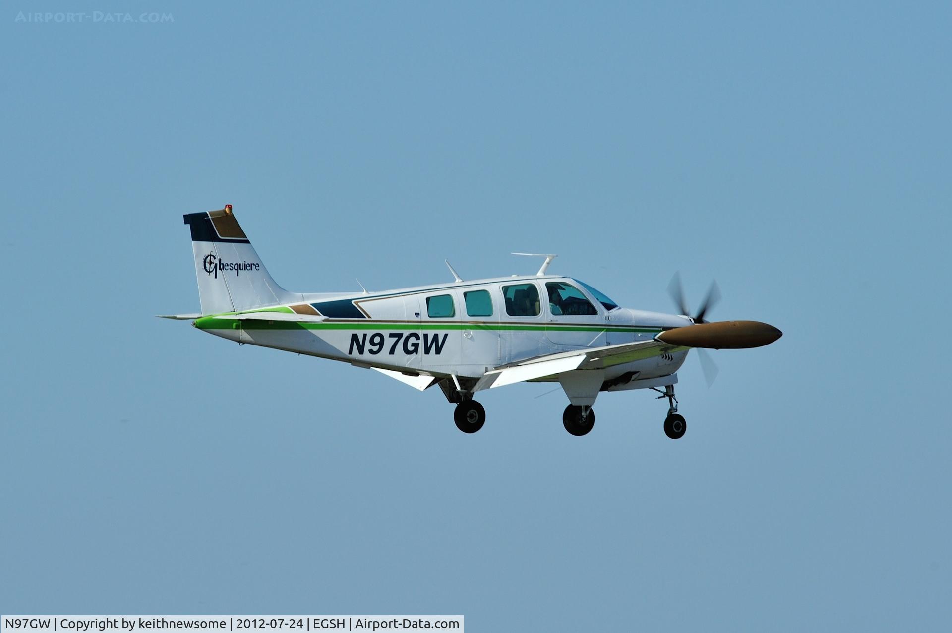 N97GW, 1977 Beech A36 Bonanza 36 C/N E-1143, Arriving in the evening sun !