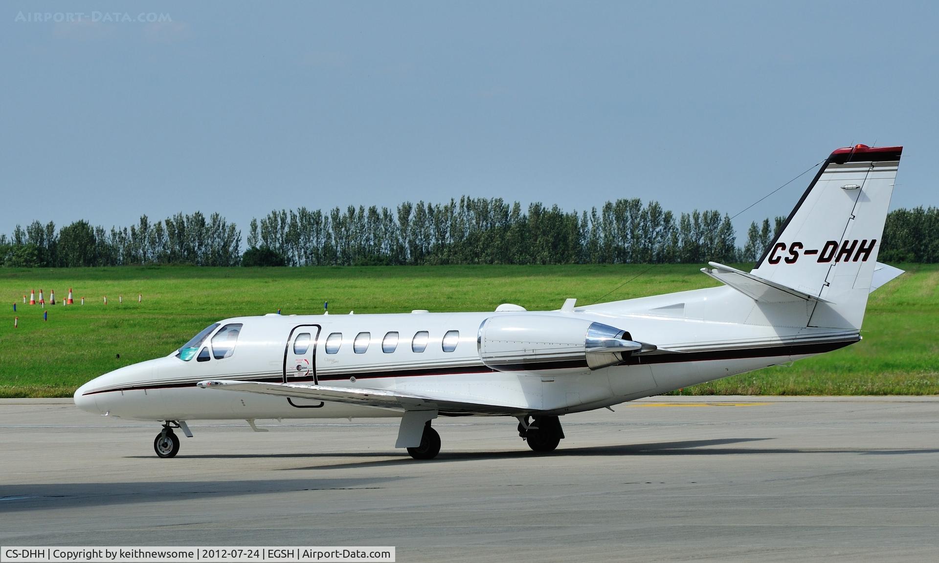 CS-DHH, 2002 Cessna 550 Citation Bravo C/N 550-1043, Turning into the sun !