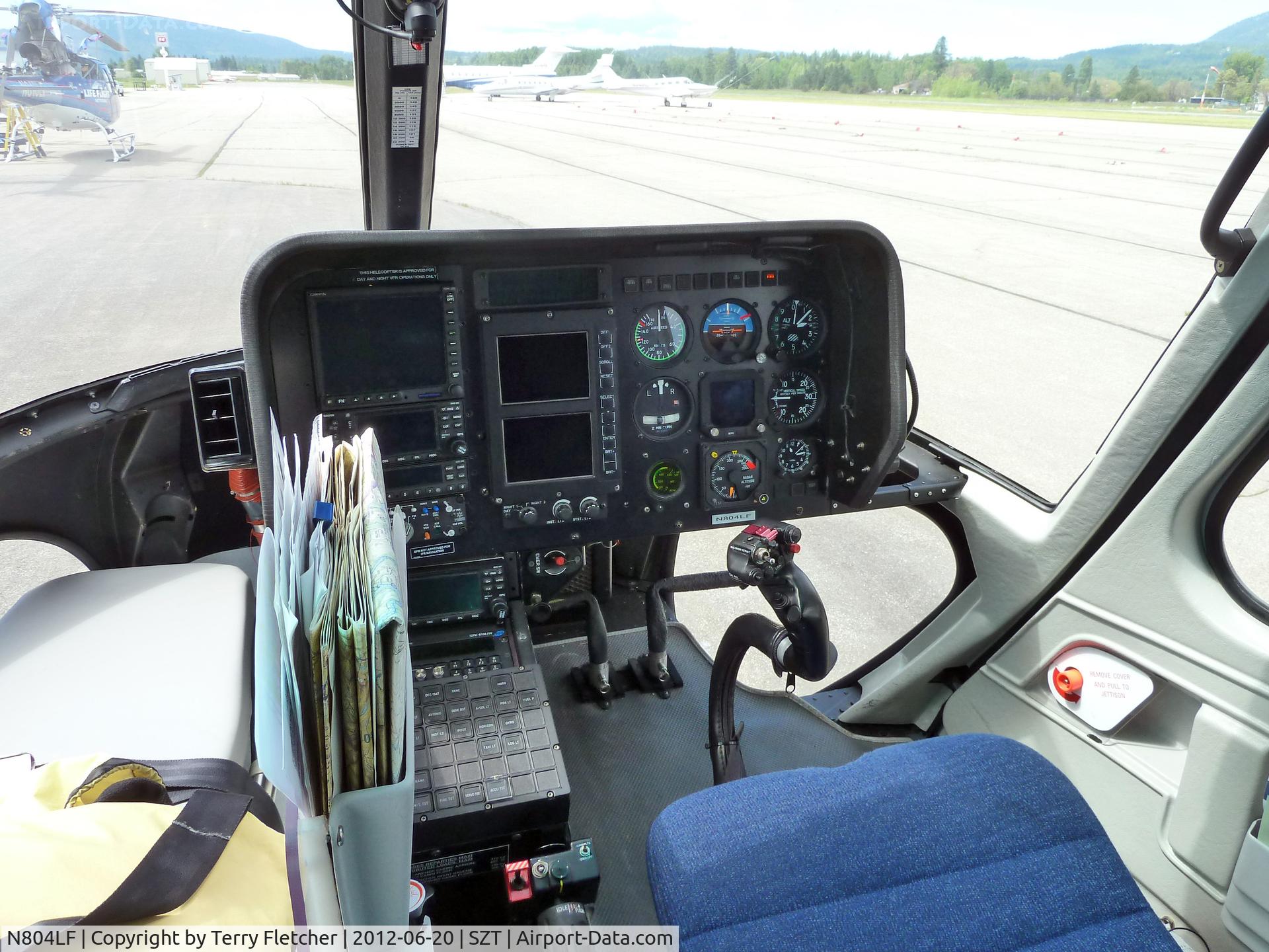 N804LF, Aerospatiale AS-350B-3 Ecureuil C/N 4685, Cabin shot of American Eurocopter Llc AS350B3, c/n: 4685