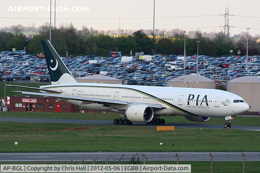 AP-BGL, 2004 Boeing 777-240/ER C/N 33777, PIA Pakistan International Airlines