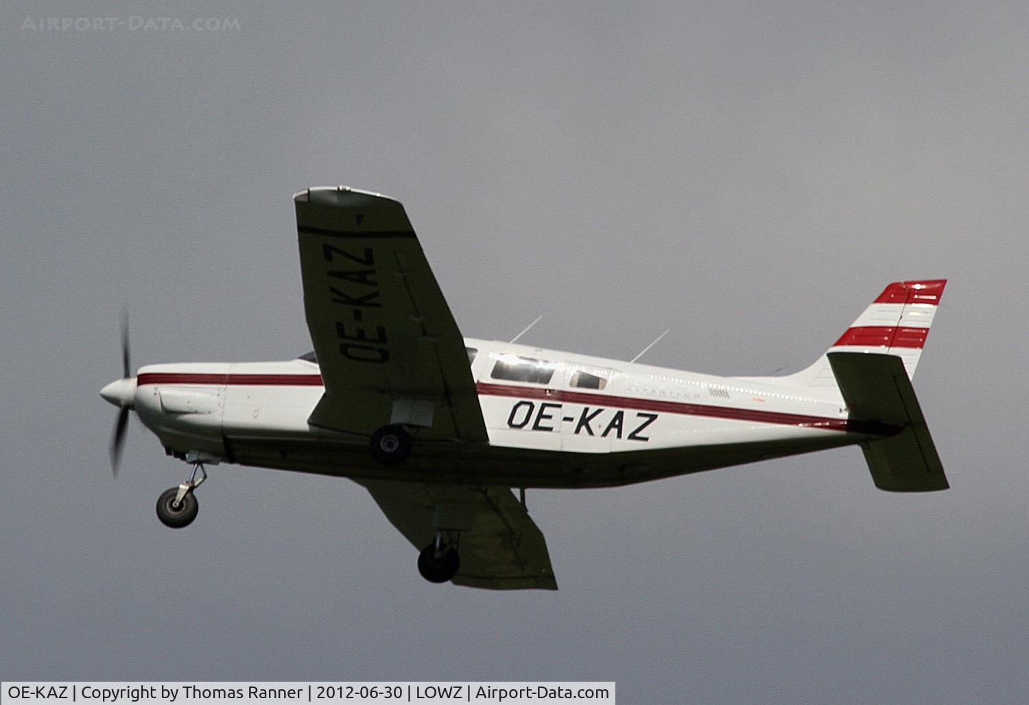 OE-KAZ, 1988 Piper PA-32-301 Saratoga C/N 3206044, Alpenflug Piper PA-32