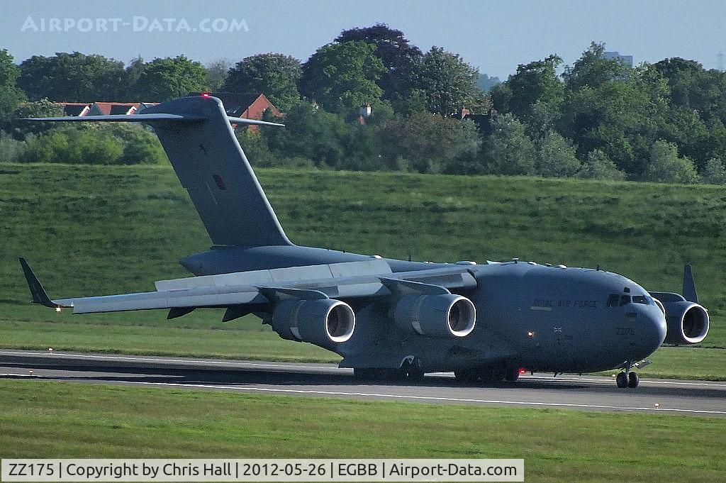 ZZ175, 2008 Boeing C-17A Globemaster III C/N F-185, arriving at Birmingham with injured servicemen from Afghanistan