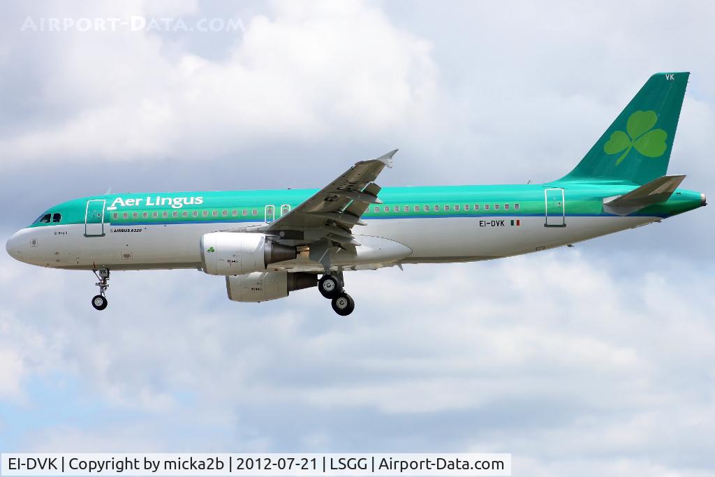 EI-DVK, 2011 Airbus A320-214 C/N 4572, Landing in 03