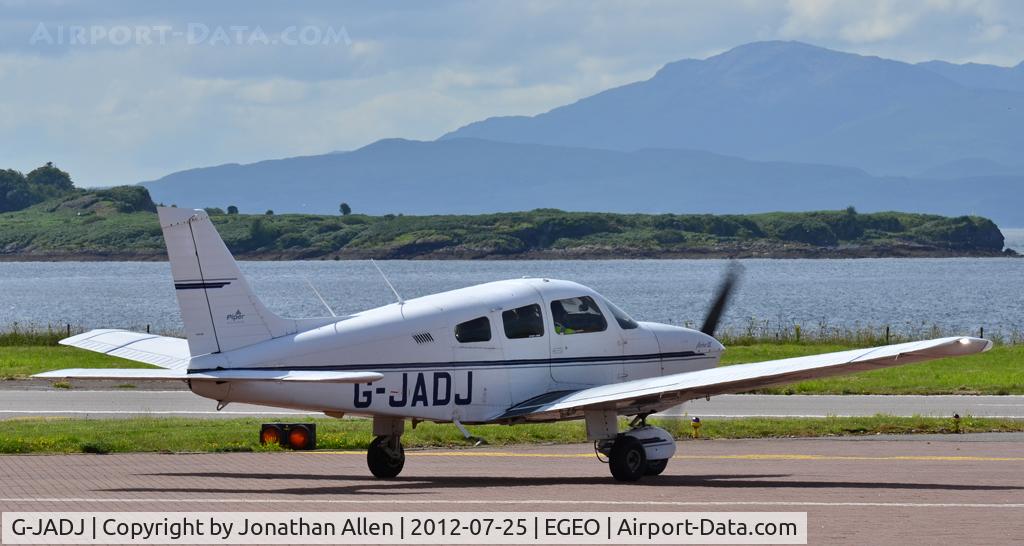 G-JADJ, 1995 Piper PA-28-181 Cherokee Archer III C/N 2843009, About to depart from Oban (Connel) airport.