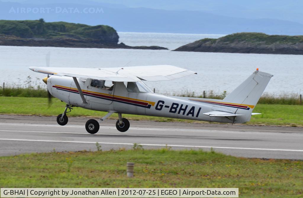 G-BHAI, 1979 Reims F152 C/N 1625, Lifting-off from Oban (Connel) airport.