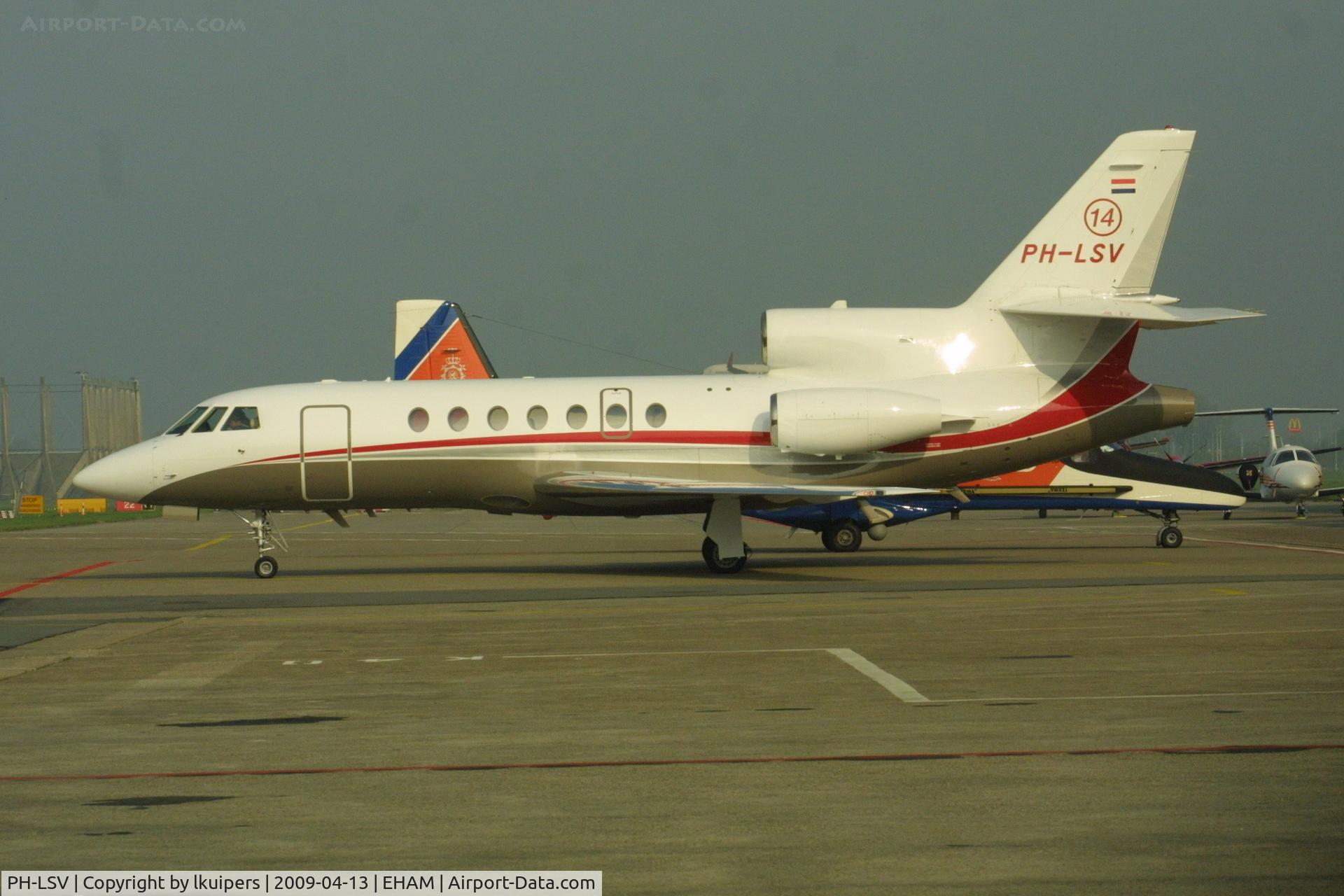 PH-LSV, 2001 Dassault Falcon 50EX C/N 315, At Schiphol Oost