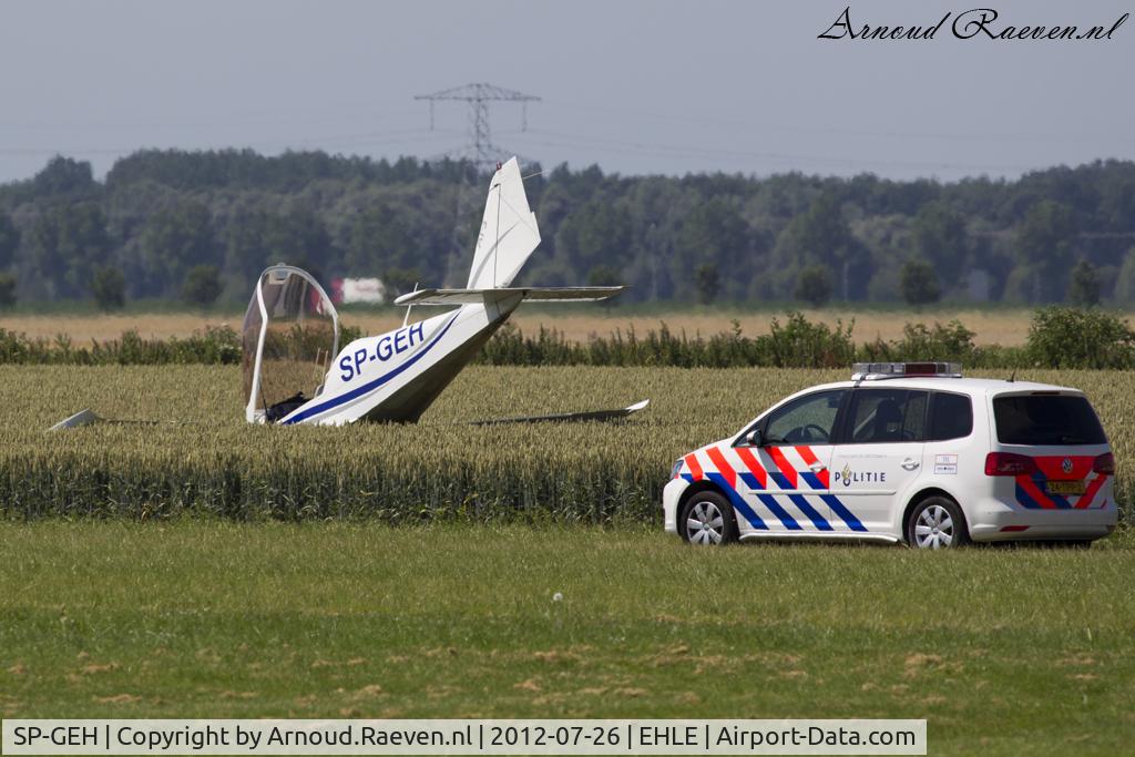 SP-GEH, Aero AT-3  R100 C/N AT3-046, Incident with this a/c @ EHLE on 26/7/2012