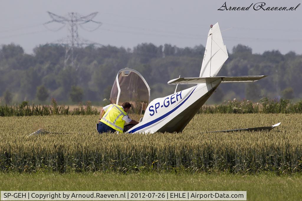 SP-GEH, Aero AT-3  R100 C/N AT3-046, Incident with SP-GEH at EHLE 26/7/2012