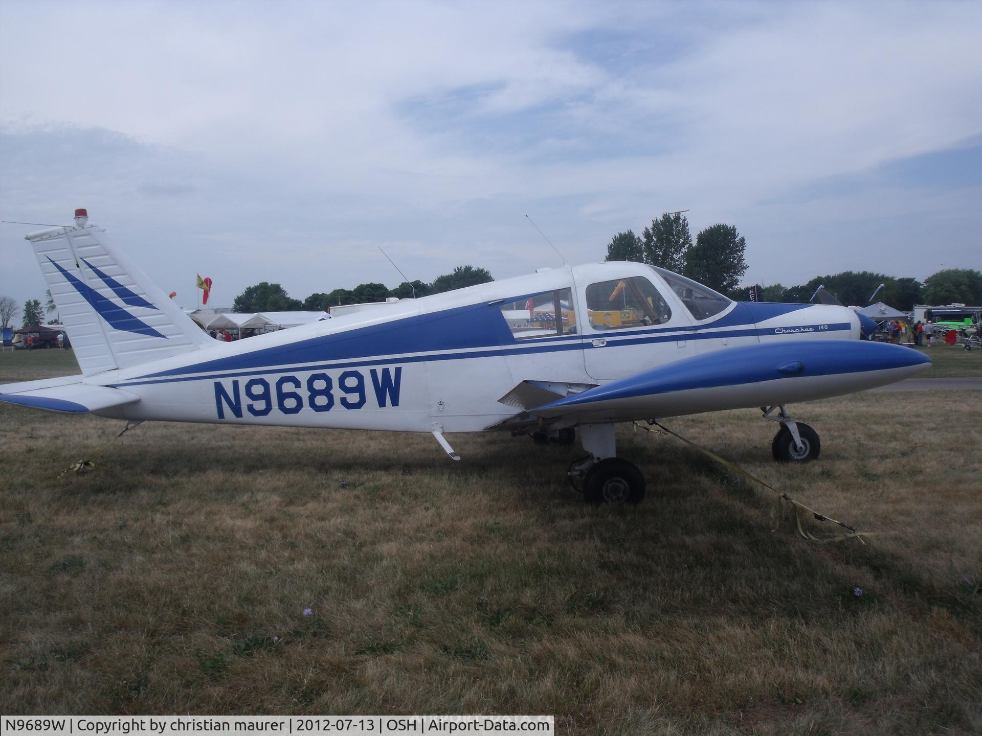 N9689W, 1967 Piper PA-28-140 Cherokee C/N 28-23160, BEAUTIFUL PIPER CHEROKEE 140