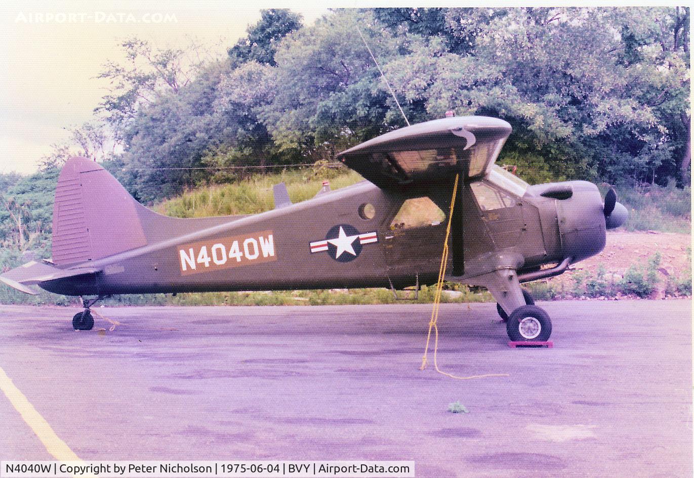 N4040W, 1957 De Havilland Canada U-6A Beaver C/N 1147, Former US Army U-6A Beaver 56-0404 as seen at Beverly Municipal Airport in the Summer of 1975.