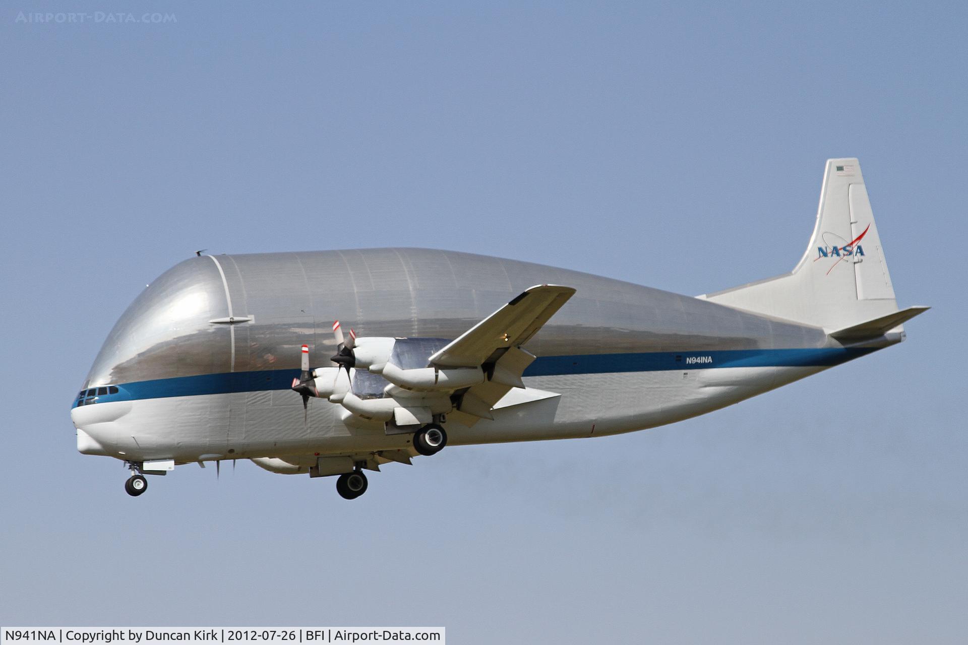 N941NA, 1983 Aero Spacelines 377SGT-F Super Guppy Turbine C/N 0004, On finals with the second shipment of the space shuttle mock up.