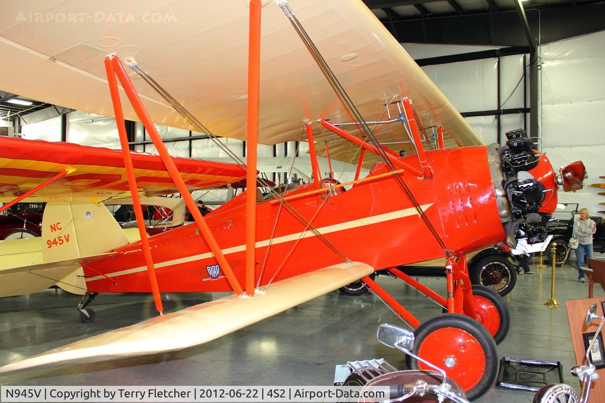 N945V, 1929 Bird A C/N 1046, at Western Antique Aeroplane & Automobile Museum at Hood River, Oregon