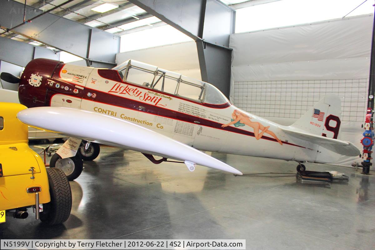N5199V, 1960 North American SNJ-5 Texan C/N 43875, at Western Antique Aeroplane and Automobile Museum at Hood River, Oregon