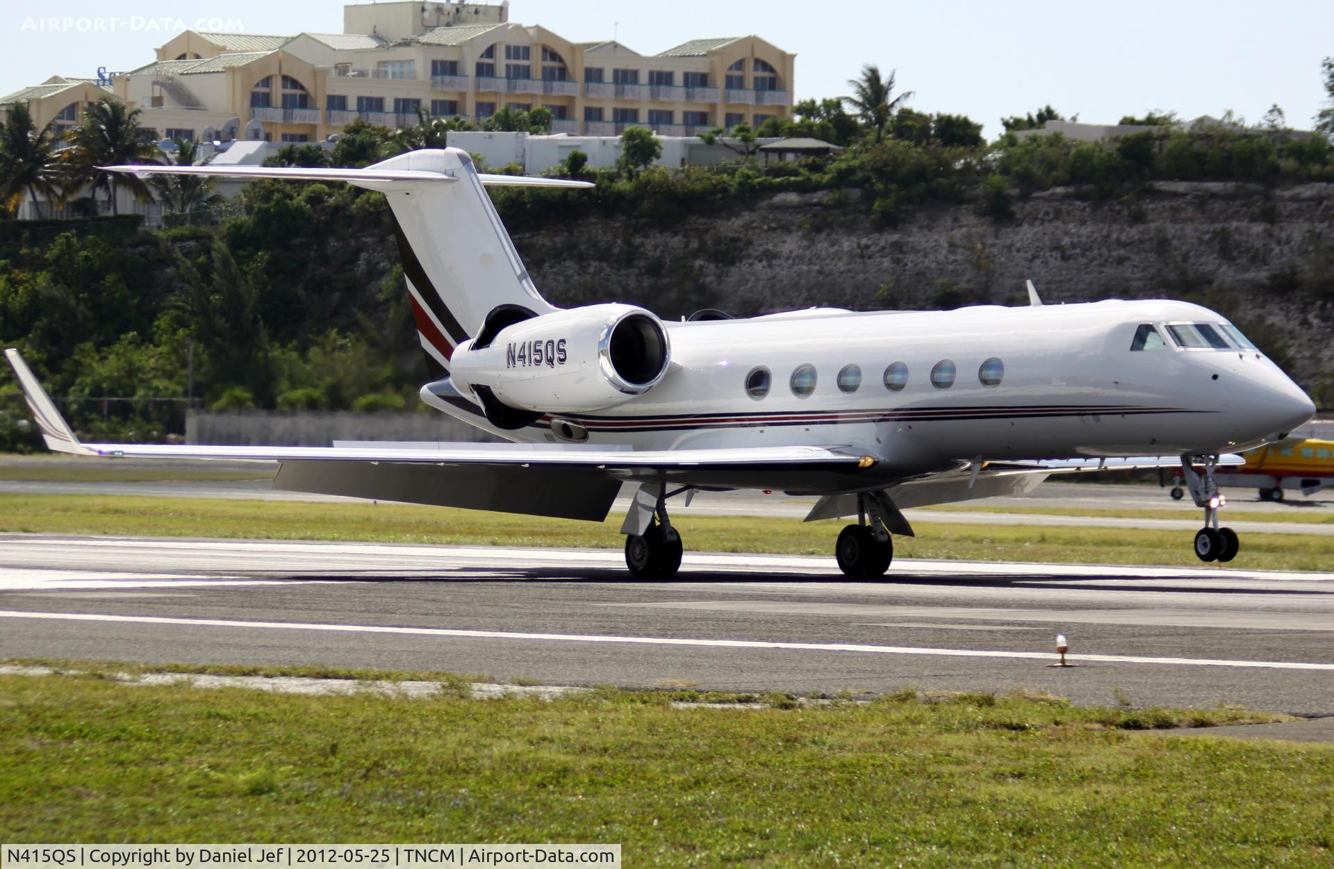 N415QS, 2005 Gulfstream Aerospace GIV-X (G450) C/N 4014, N415QS