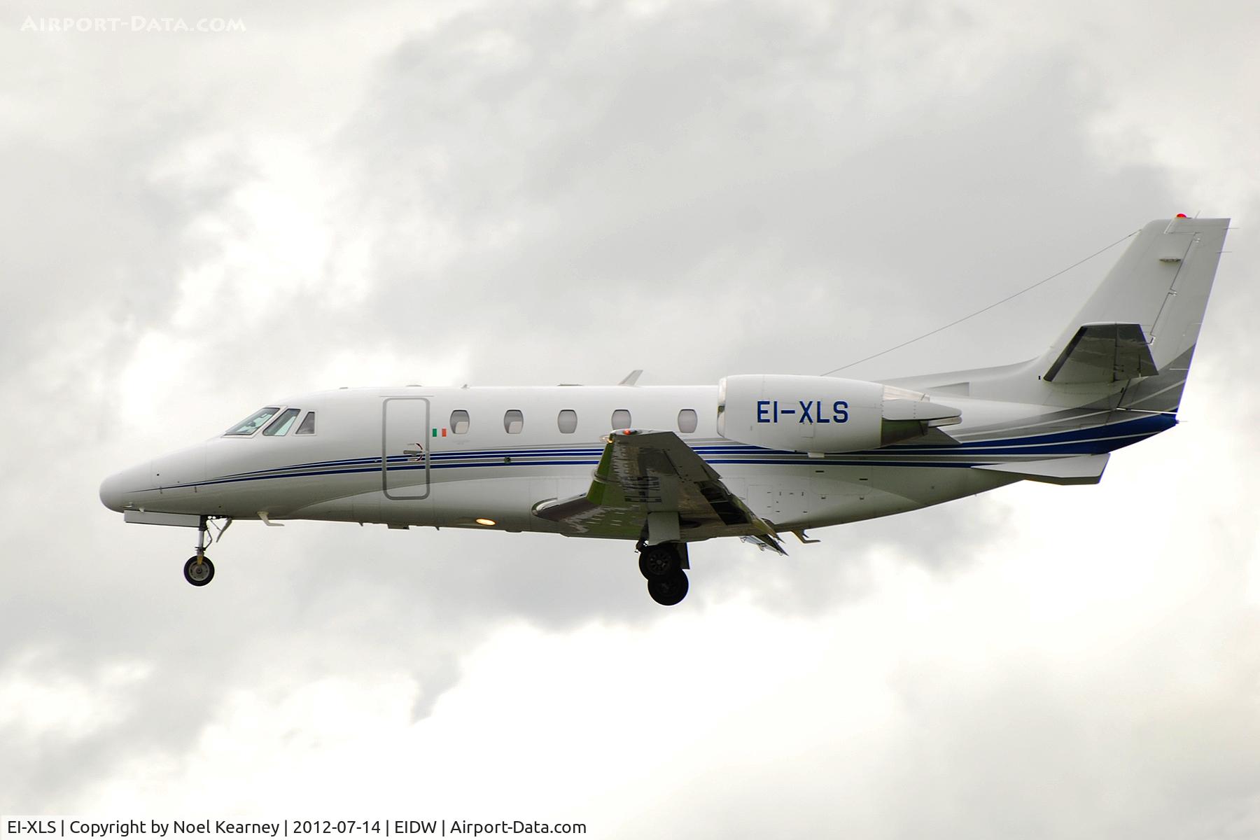 EI-XLS, 2006 Cessna 560XLS Citation Excel C/N 560-5666, Landing Rwy 28 at EIDW.