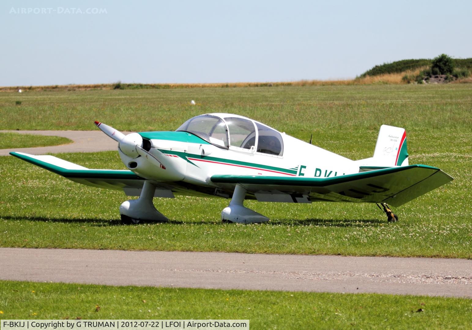 F-BKIJ, Jodel DR1050 C/N 305, Visiting from its Lens base