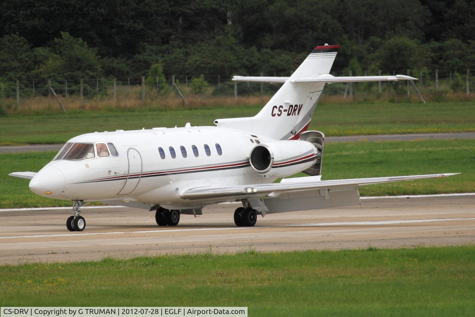 CS-DRV, 2006 Raytheon Hawker 800XP C/N 258825, Landing at Farnborough as NJE904Y