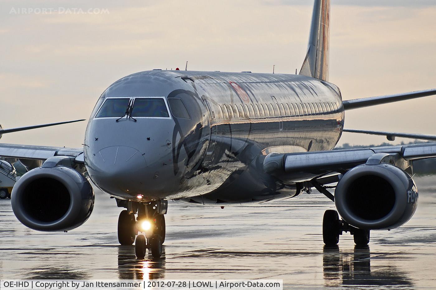 OE-IHD, 2010 Embraer E190 (ERJ-190-100) C/N 19000354, OE-IHD @ LWOL