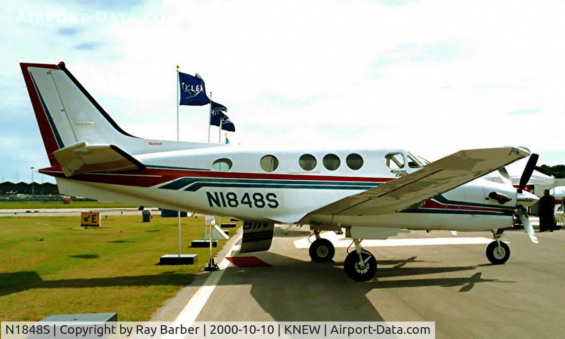 N1848S, 1996 Raytheon Aircraft Company C90A C/N LJ-1455, Seen here at the NBAA.